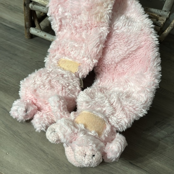 PRE OWNED VINTAGE BESTEVER PINK FAUX FUR GIRL'S POODLE SCARF AND PODDLE MITTENS - Picture 5 of 13